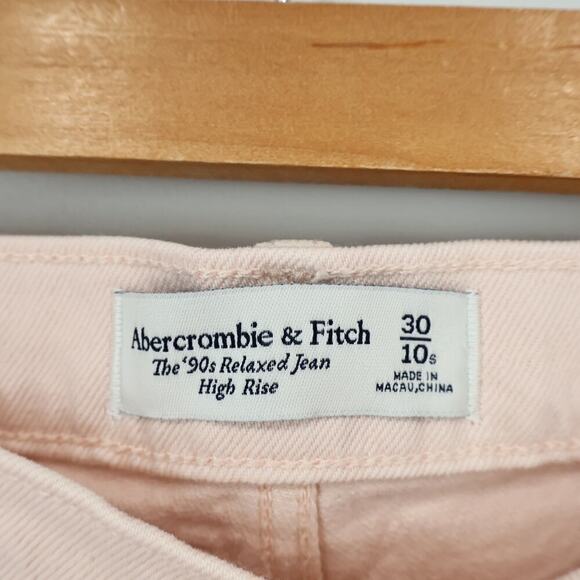 Abercrombie & Fitch High Rise 90s Relaxed Jean Light Pink 30 Short NWT - Picture 4 of 9